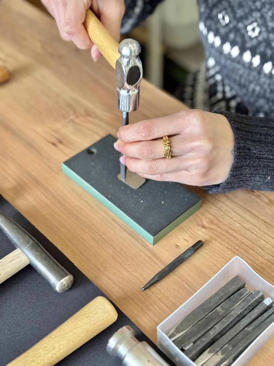 ���ȂŒ��ɒ@�����A�^�K�l���g�����I�ׂ܂��B